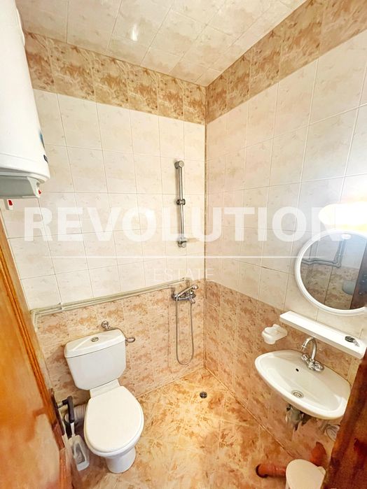 Дава се под наем Двустаен апартамент в к.к. Св.Св. Константин и Елена - 50 кв.м за 400 € - Снимка #3