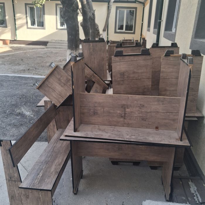 Stol va stul komplekt