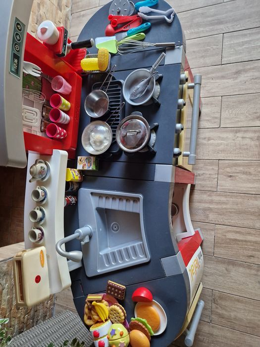 Bucătărie mini Tefal Smoby cu accesorii.