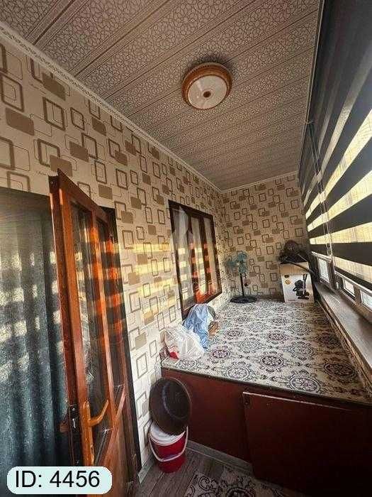 sharq1 da 3 xonali uy srochna sotiladi№4456