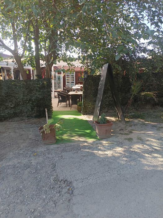 Отдава ресторант под наем