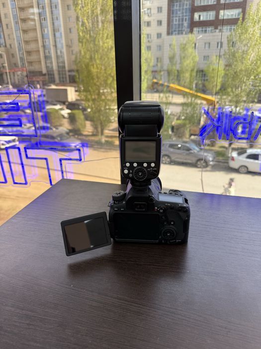 Фотоаппарат Canon EOS 6 D mark 2