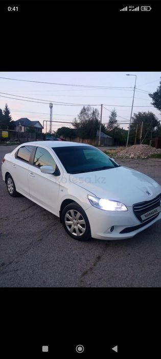 Продам авто Peugeot 301