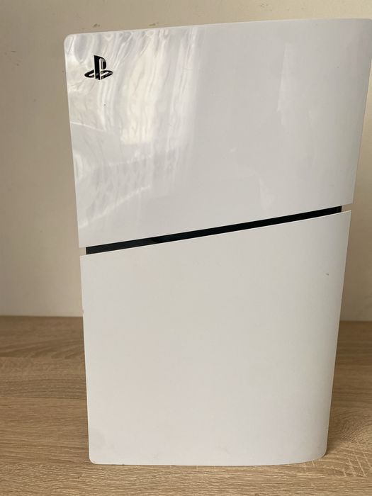 Ps 5 cu disk  fara controler  1TB