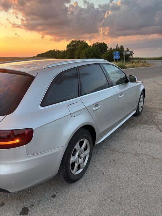Продавам Audi A4 B8