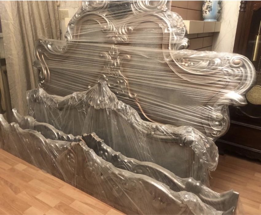 Кровать двух спальняя