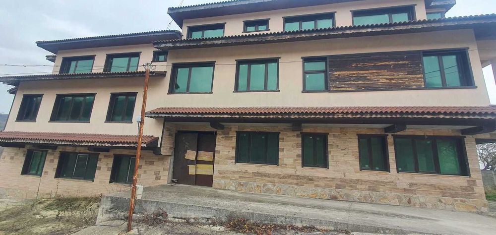 Продава се Хотел в Балчик - 1300 кв.м за 1099 €/кв.м - Снимка #9