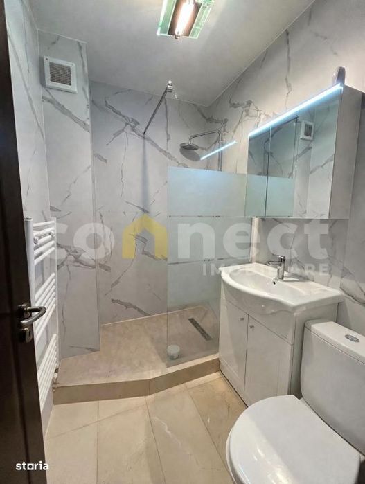 Apartament 4 camere la prima inchiriere