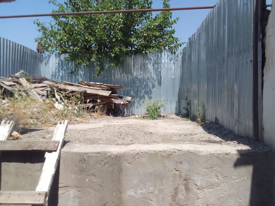 Продается дом 3 комнаты, 2 сотоки. Ор Яшнабадский район. Джакурганская