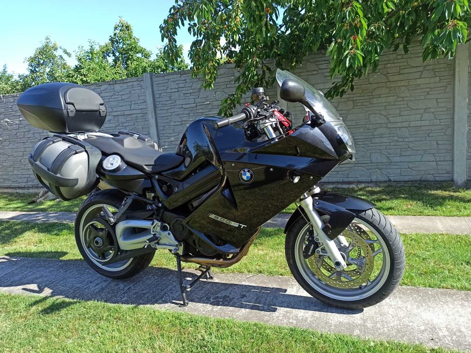 BMW F 800 ST din 2011 cu 13600km