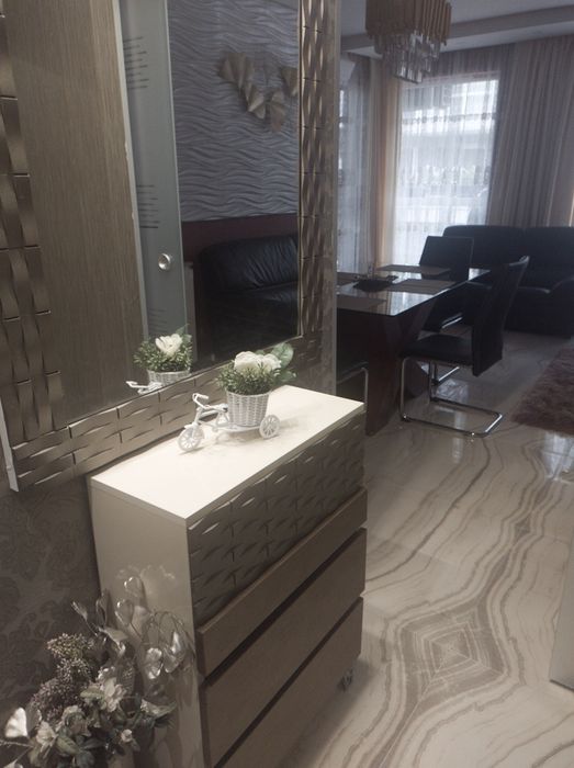 Дава се под наем Двустаен апартамент в Варна, Бриз - 85 кв.м за 612 € - Снимка #1