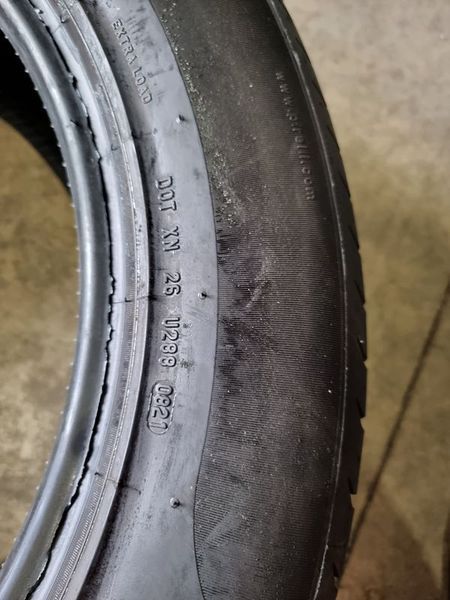 255/55/19 PIRELLI 4бр