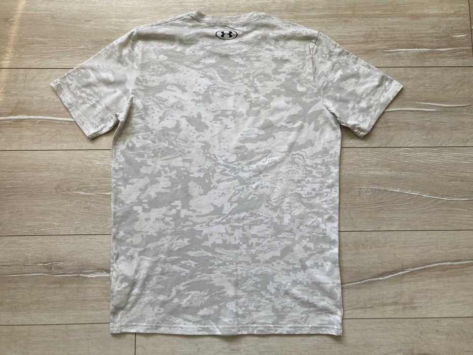 Under Armour ABC Camo Heatgear LOOSЕ мъжка тениска размер М