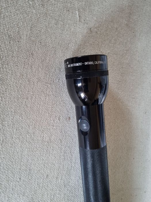 Lanterna Maglite USA. Perfect functionala. Impecabila.