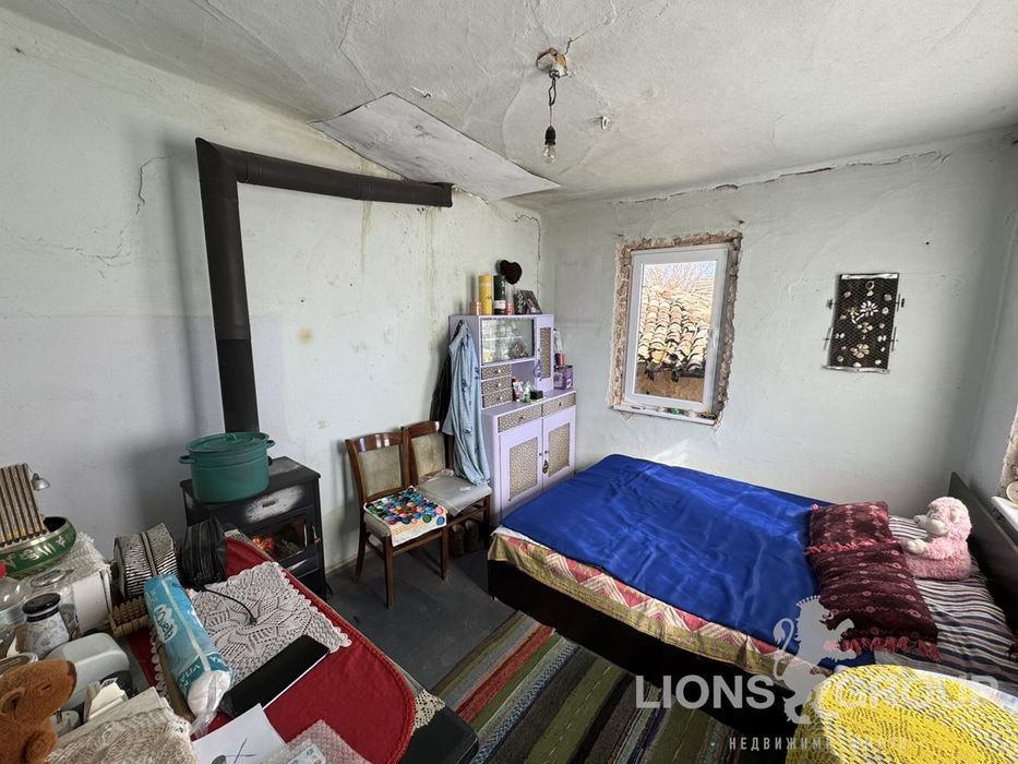 Продава се Къща в с. Червенци, Област Варна - 64 кв.м за 423 €/кв.м - Снимка #2