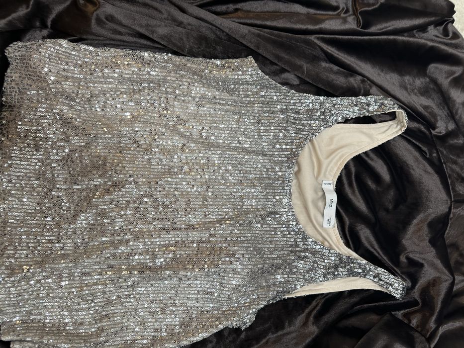 Mango майка с поедками