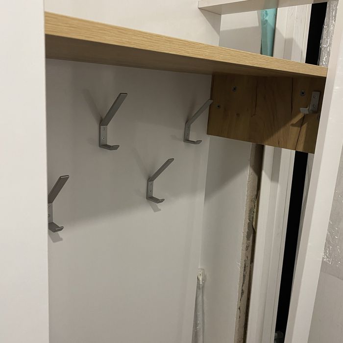 Портманто бял гланц