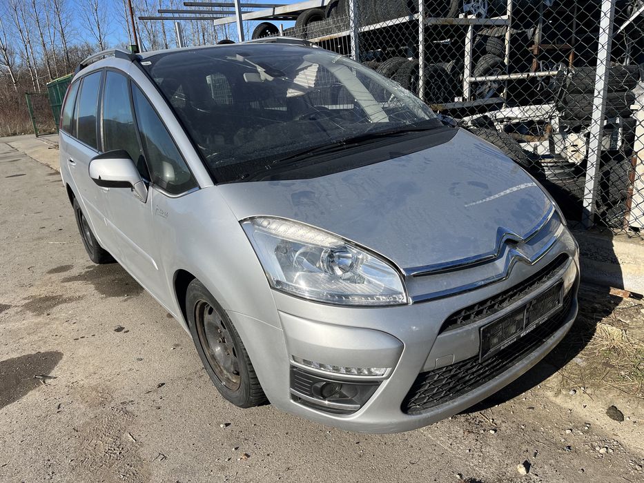 Citroen C4 Picasso 2011 г На части
