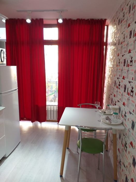 Суточная Квартира мкр.Нурсат.ряд.гор Акимат