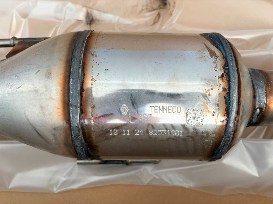 Catalizator DPF FAP Renault Master 3 2.3 nou original Renault 201004485R Tenneco C657 C634