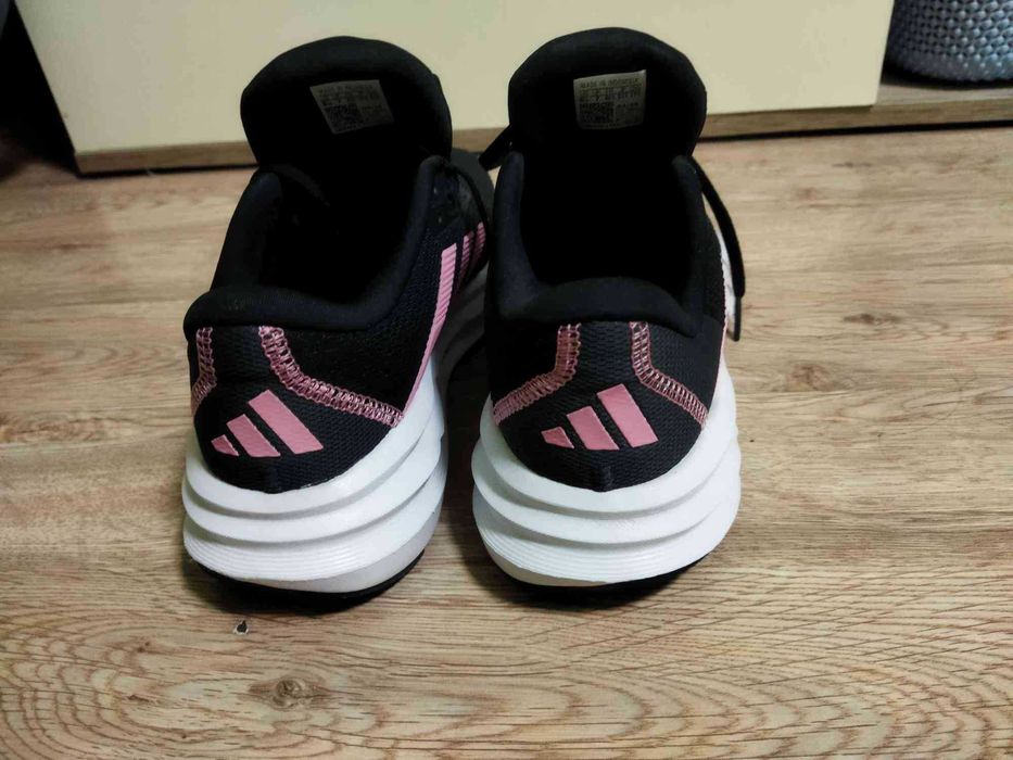 Спортни маратонки Адидас Женски