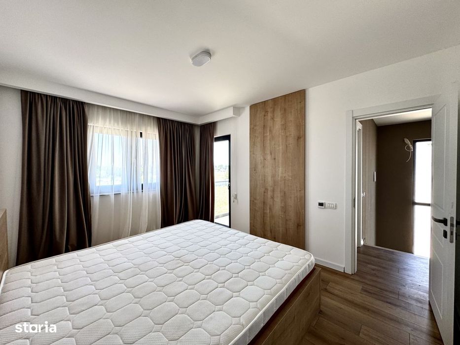 Casa 5 Camere P+1 | Teren 250mp | 2 Locuri Parcare | 125000e luna asta