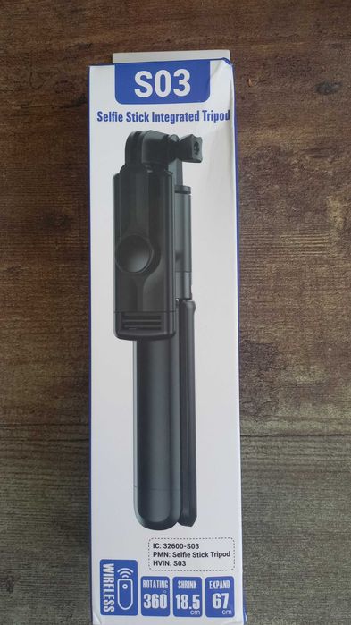 мини статив универсален/трипод с разтегателен селфи стик