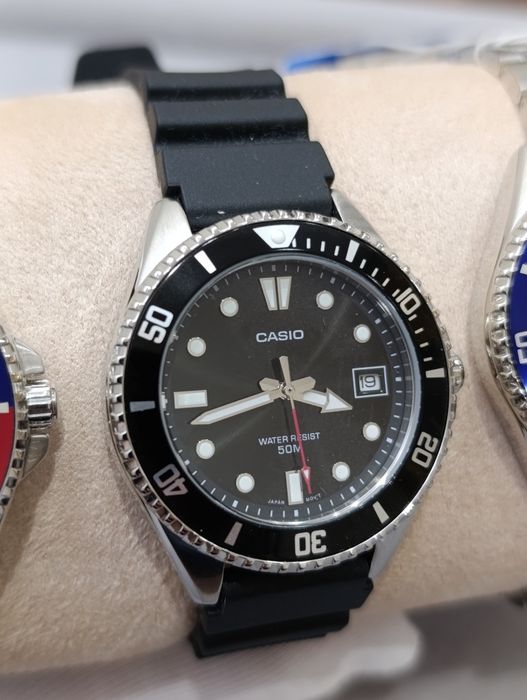Casio Collection — стиль дайверских часов по доступной цене.