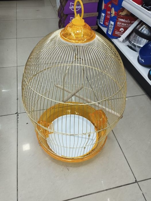 Продаю золотую клетку для птиц