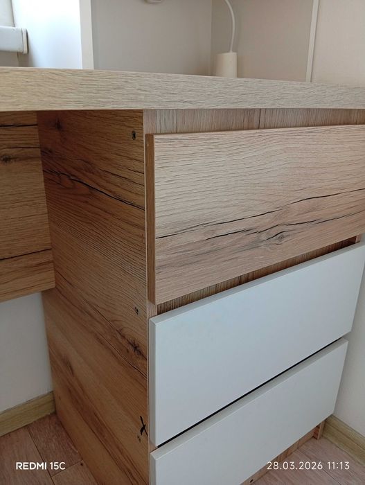 Мебель (кровать,  парта с ящиками, полки)