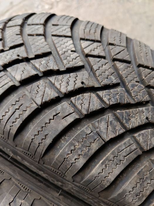 Зимни гуми -2024г.-15цола-185/65-1бр.-75лв."HANKOOK"