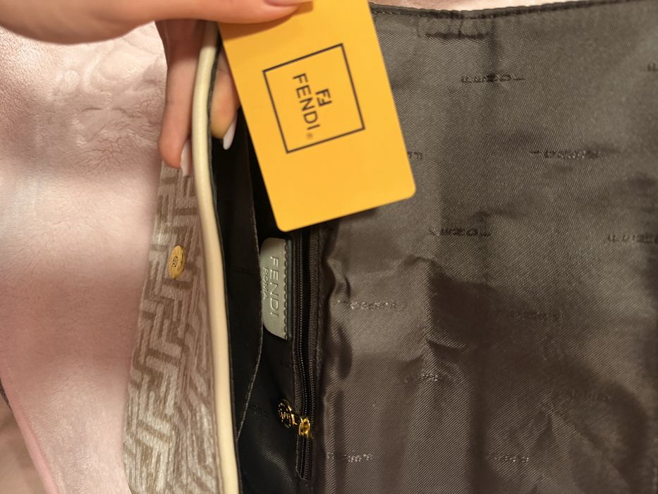 Дамска чанта Fendi