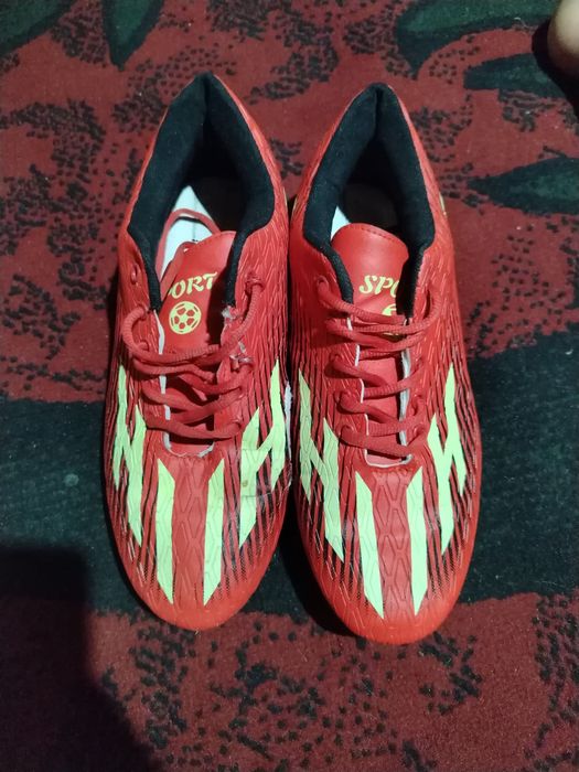 Bursi adidas 42  razmer