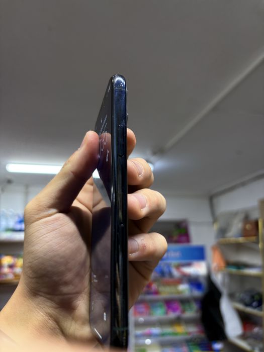 iPhone 11pro продается