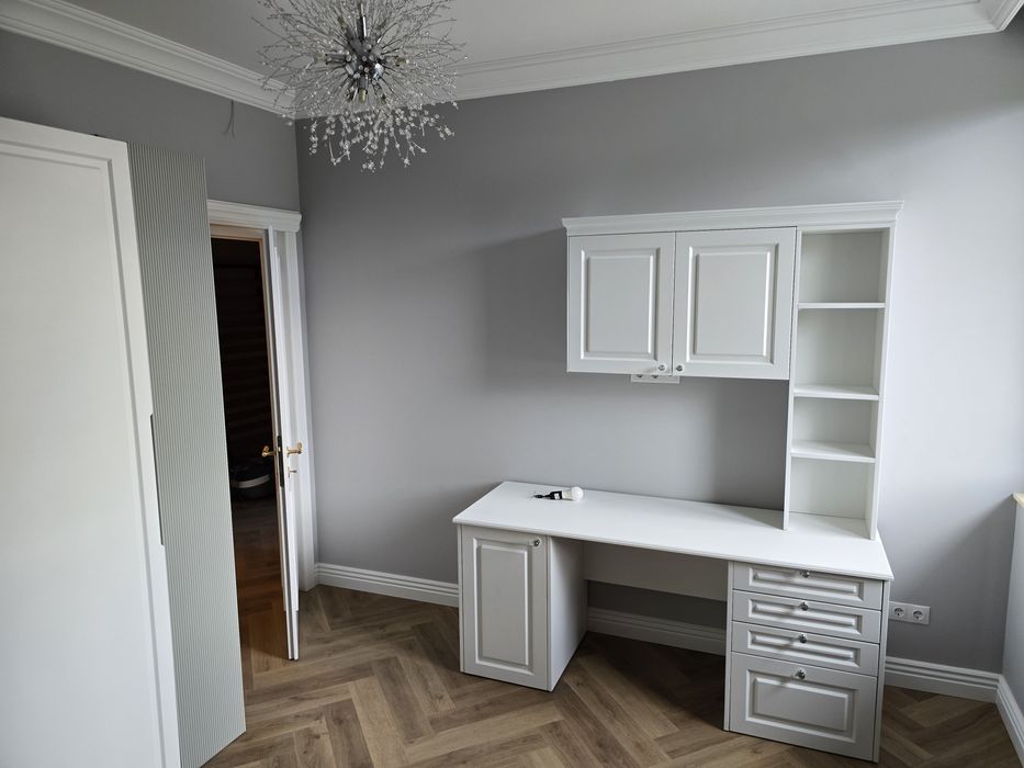 Mobilă la comandă!