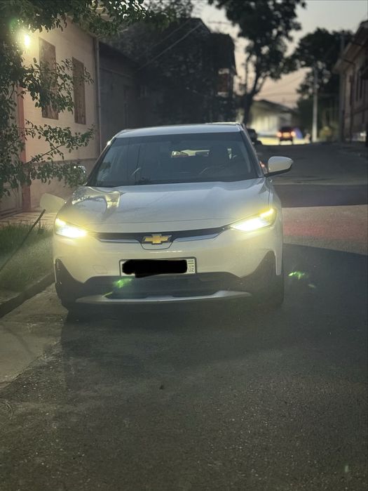 Chevrolet menlo sotiladi