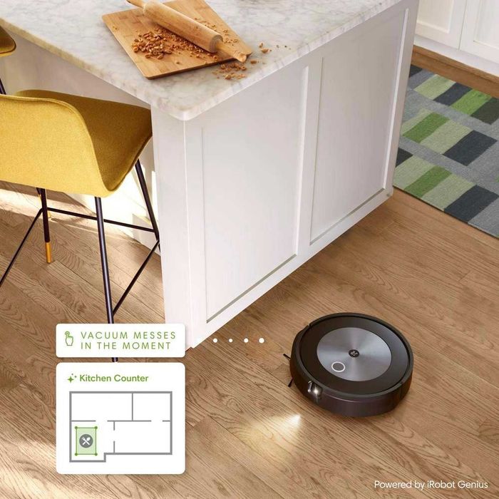 Прахосмукачка iRobot Roomba j7 Предна камера с AI 10 карти