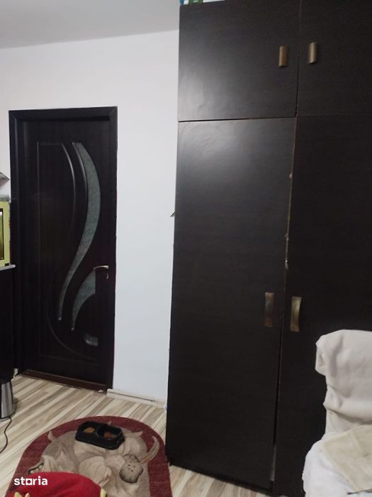 Apartament de 3 camere, parter