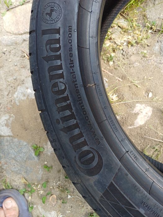 Vand 4 anvelope de vara 225 45 r17 CONTINENTAL și KUMHO foarte bune