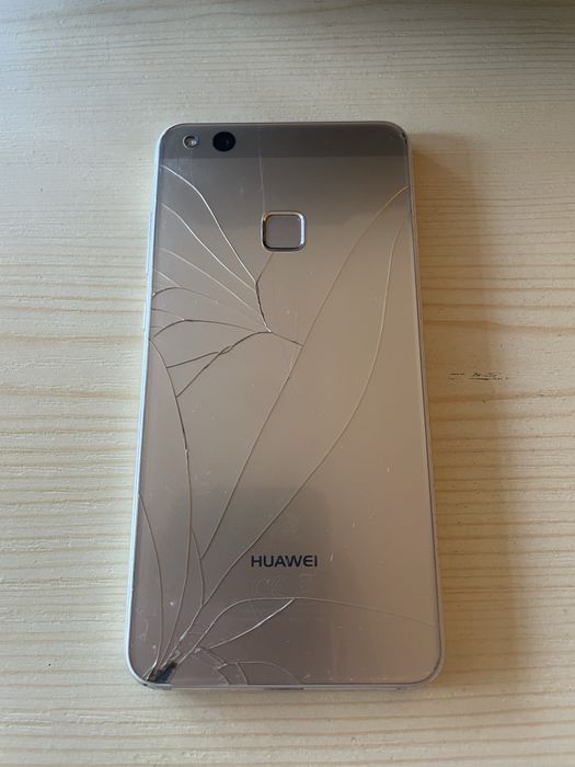 Huawei p 10 lite СПЕШНО!