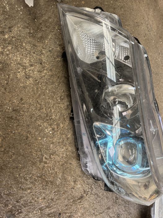 Фар Suzuki Vitara 2020г ляв и десен