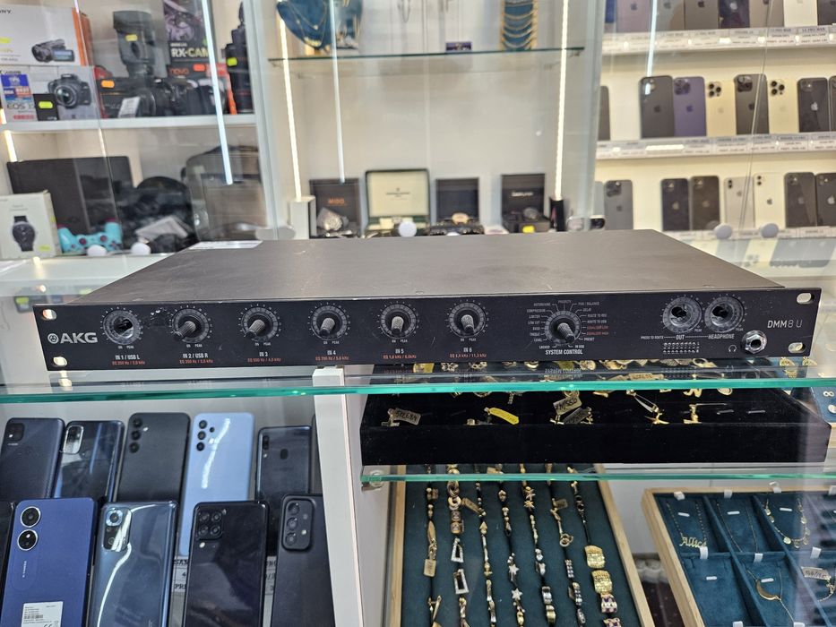 Amanet Vitan 107 Non-Stop Mixer Automat Voce AKG DMM8 U