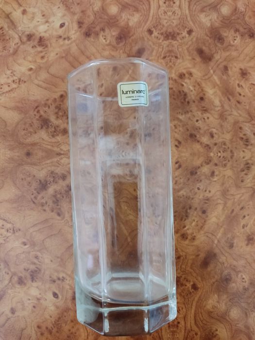 Бокалы luminarc  и чайные чашки