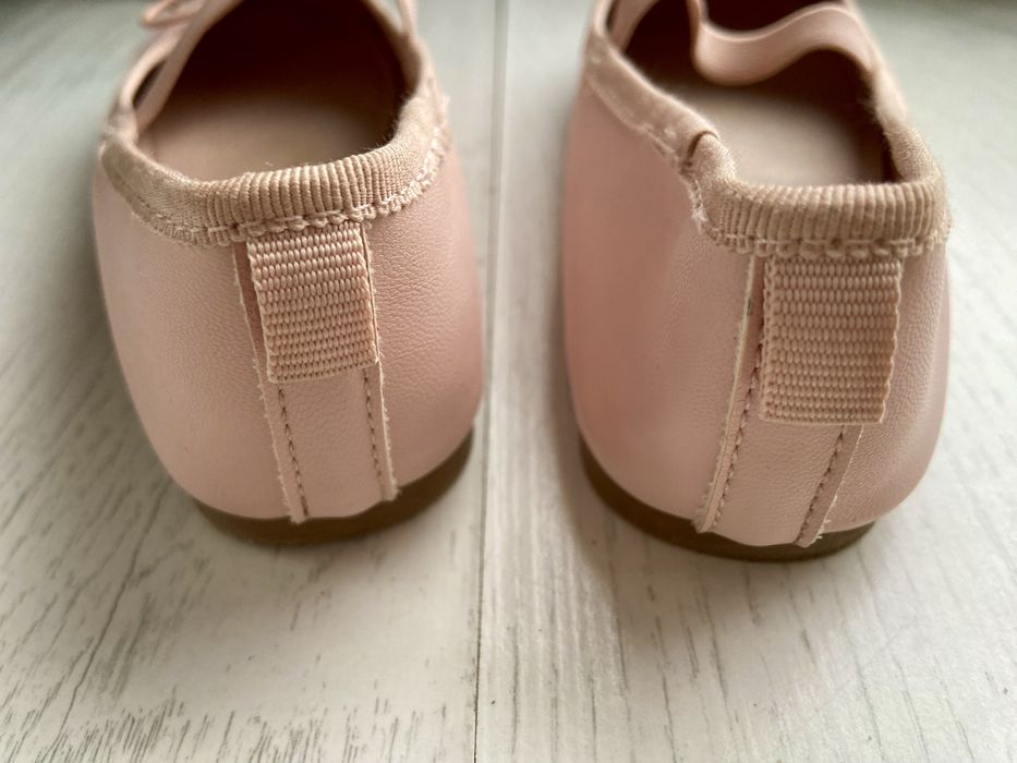 Балеринки HM, цвят пудра, 29 номер