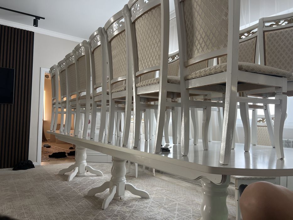 Стол стуля сатылады