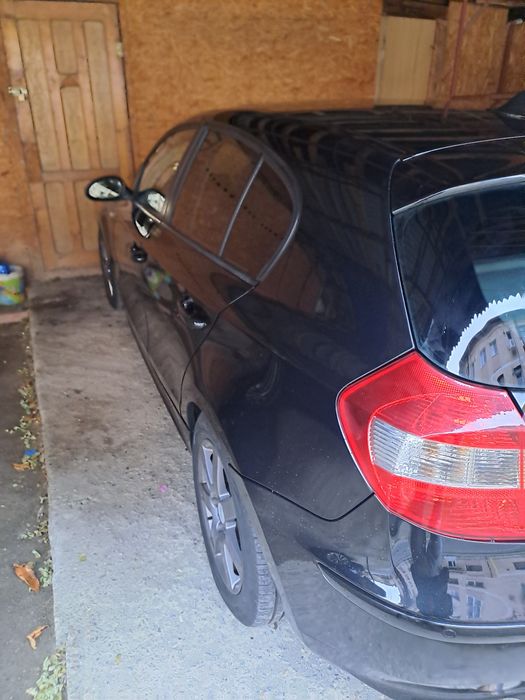 Vând mașină bmw in stare impecabilă