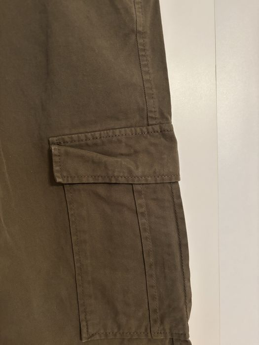 Vand pantaloni dama Stradivarius