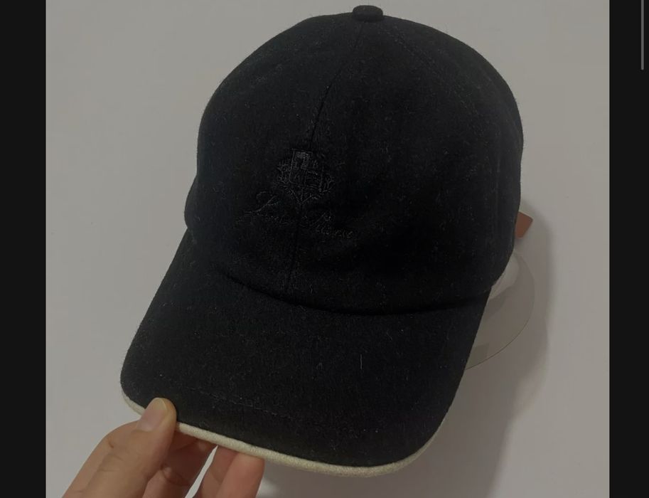 Sapca Loro Piana material lana moale premium