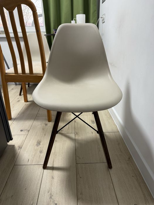 Продам комплект из двух стульев