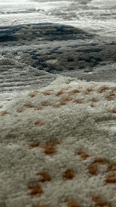 Продам новый ковёр 2×3м Турция